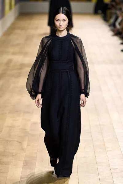 Look 52